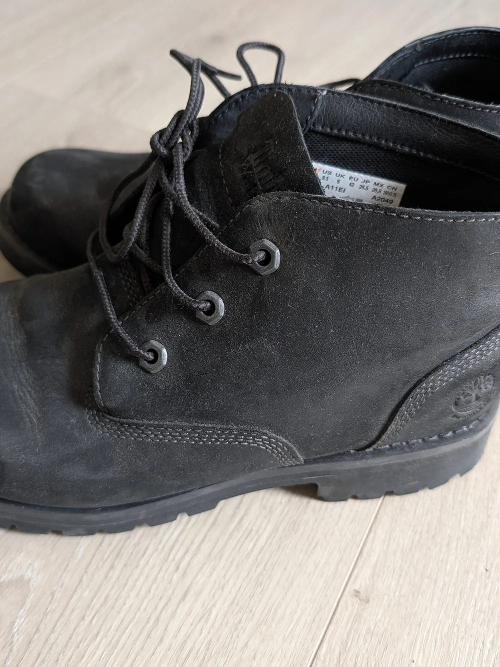 Timberland Men's Black Lace-Up Suede Boots